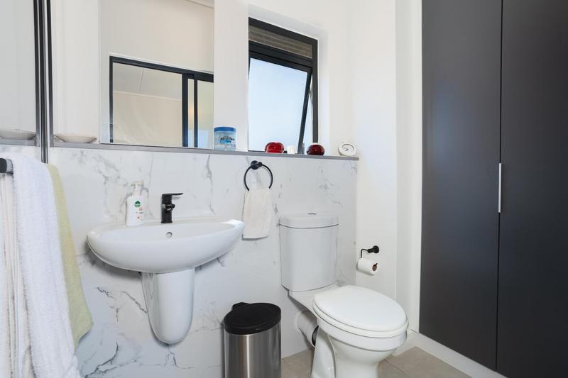 2 Bedroom Property for Sale in The Huntsman Western Cape
